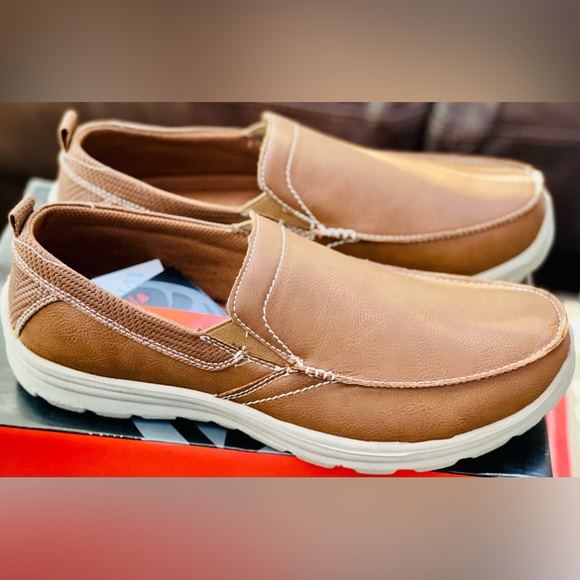 Deer Stags Men’s Everest 2 Slip-On Loafer, Tan, Simulated Leather, Size 9.5W. - Picture 4 of 14